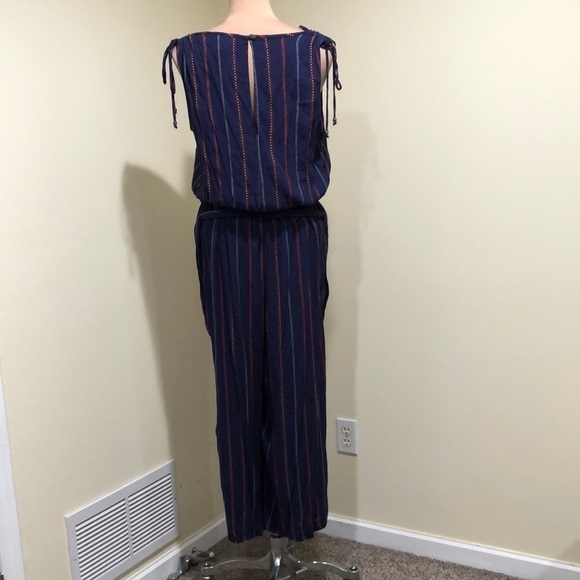 Francesca’s Collection Davina Wide Leg Jumpsuit Size Medium Navy Blue Striped - Picture 5 of 10